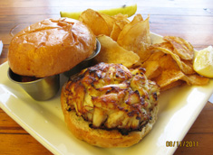 woodys crabcake sandwich good